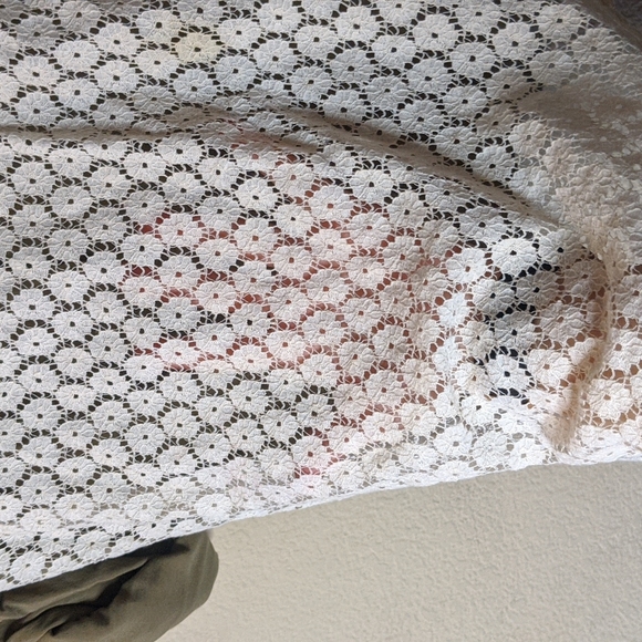 Paper crane floral lace back olive green button up - Picture 8 of 8